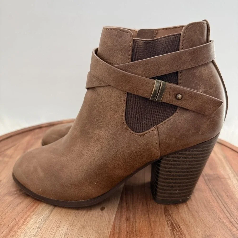 Marc Republic Ankle Bootie Womens 5 Brown Excellent Block Heel Strap Zip